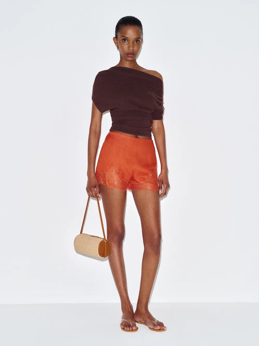 Reformation Fern Linen Short In chili mango, NEW WITHOUT TAGS, NEVER WORN.